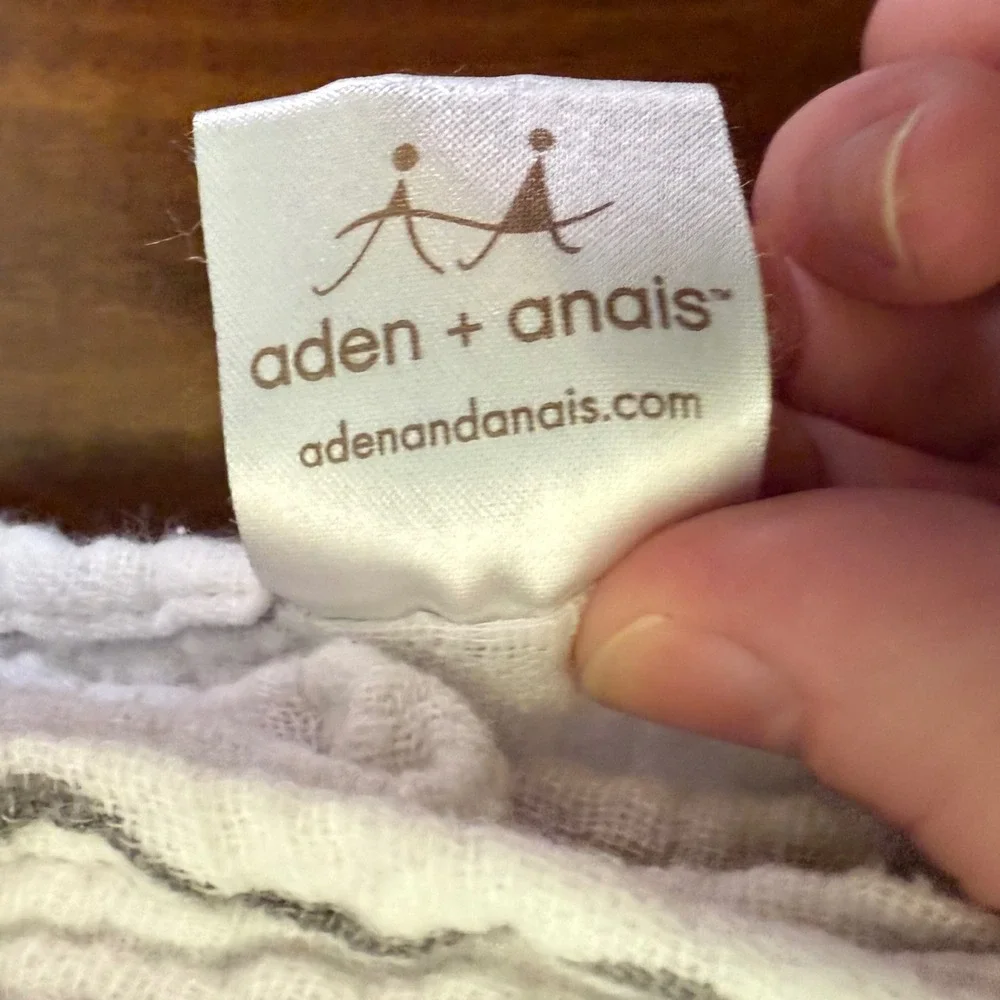 aden + anais set four